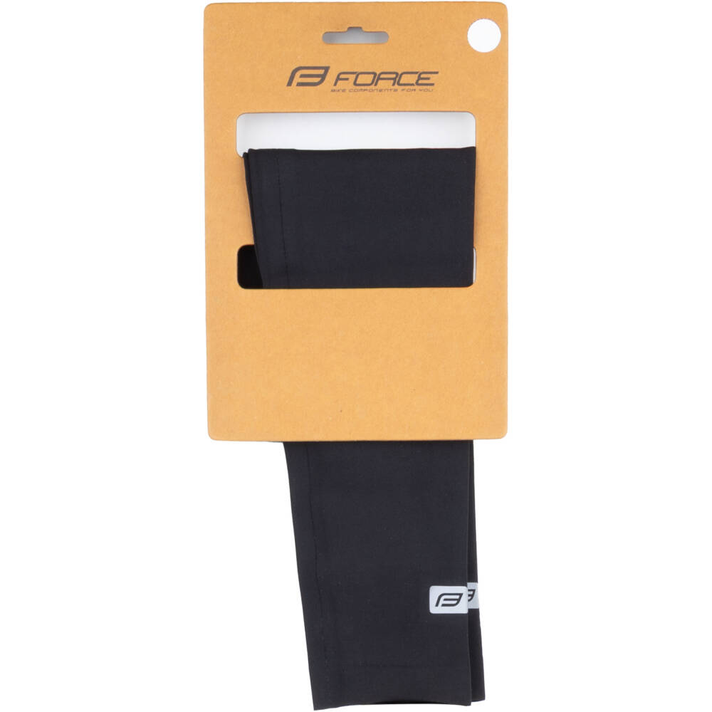 reflective features<br>material: 82% nylon