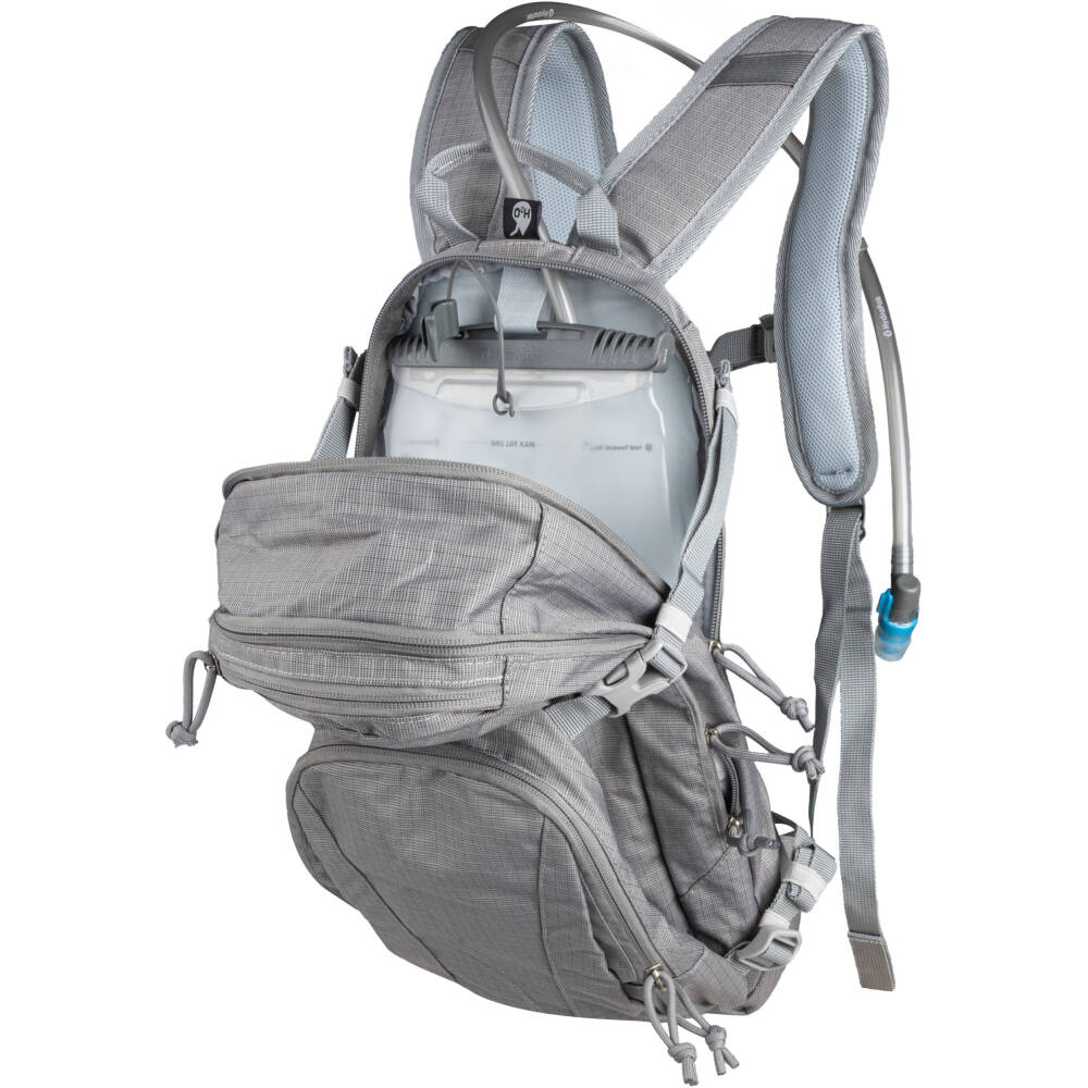 including a 2 L reservoir made by HYDRAPAK. Suitable for water up to 60 °C. Features two large zippered compartments