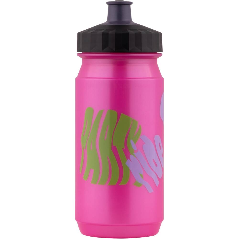 <p>Discover our new bottle with a modern and colorful design that offers not only style but also maximum functionality. Thanks to the extendable and removable pull lid