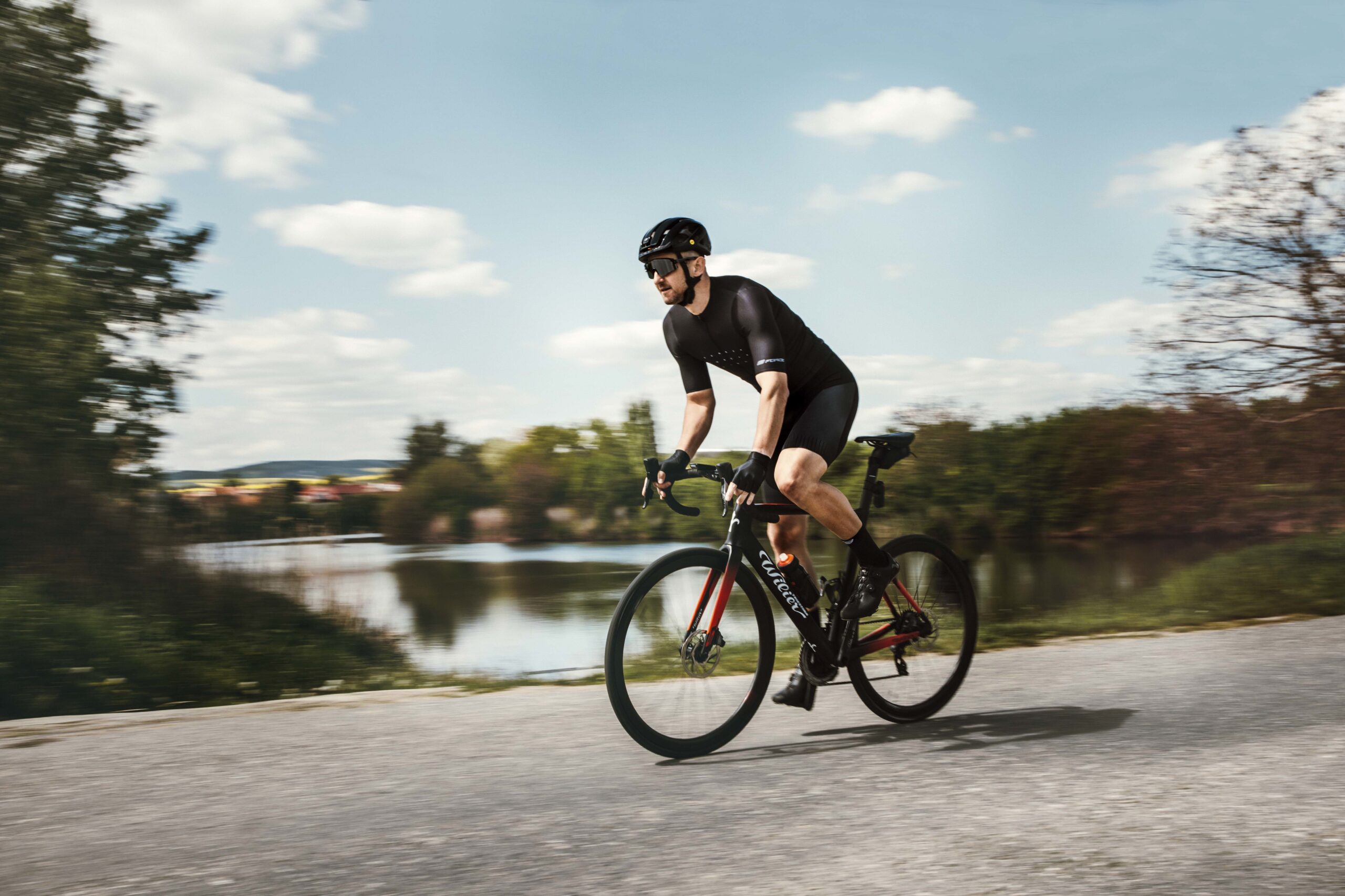 unisexlonger wrist hem