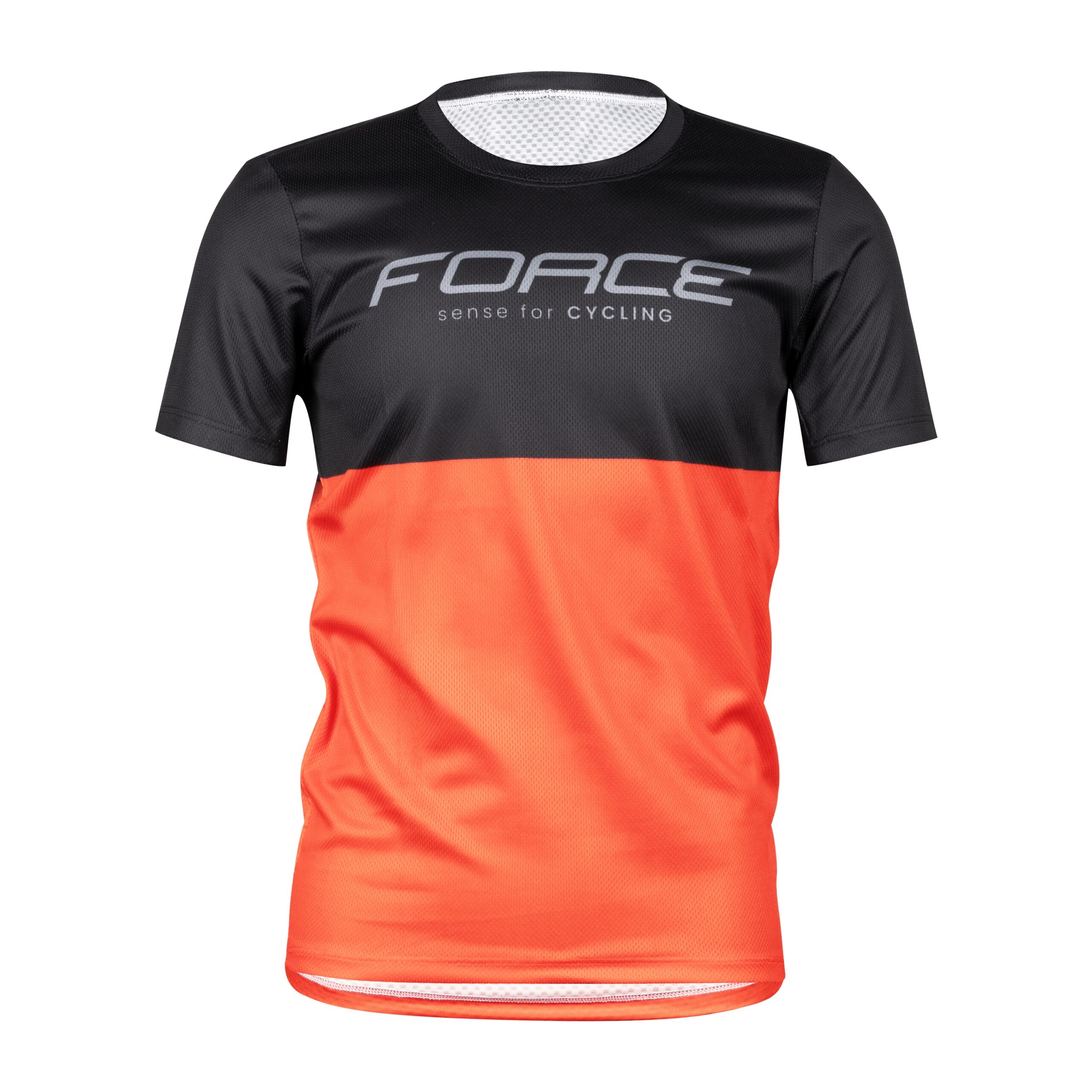 This kids’ jersey is designed for young riders who enjoy cycling in terrain as well as leisure activities. It is suitable for MTB rides
