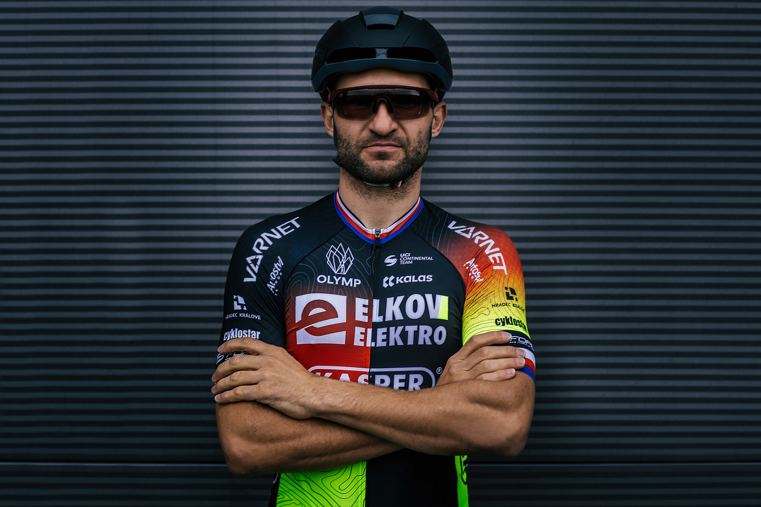 please call +420 577 002 071 for more information before ordering.dioptric lens for the FORCE ENIGMA model black lens for dioptric glasses including black sports dioptric lens with reduced image distortion in all vision zonesSunMax lens have been specially designed to achieve maximum visual comfort for wearers