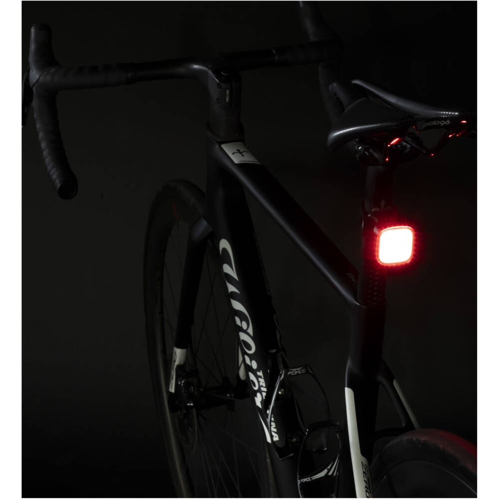 USB-C charging<br>battery life: 2-7