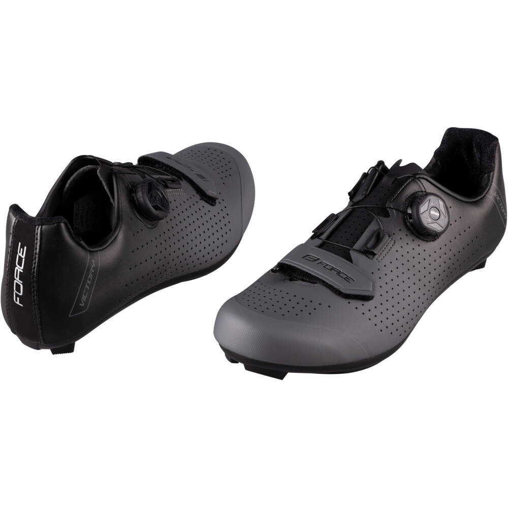 SPD-SL compatible<br>reflective feature on heel<br>possibility to buy spare knobs A-A41<br>cleats are not included<br>sizes correspond to the standard sizing of casual shoes<br>packed in FORCE box