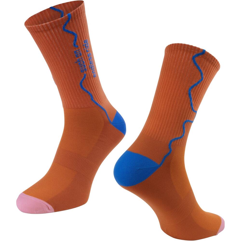 higher cycling socks FORCE suitable for other sports<br>size S-M corresponds to EUR 36 - 41 / UK 4 - 7<br>size L-XL corresponds to EUR 42 - 46 / UK 8 - 11 <br>highly breathable material<br>unstretched height is 19 cm<br>heel height 21 cm<br>material: Nylon 85%