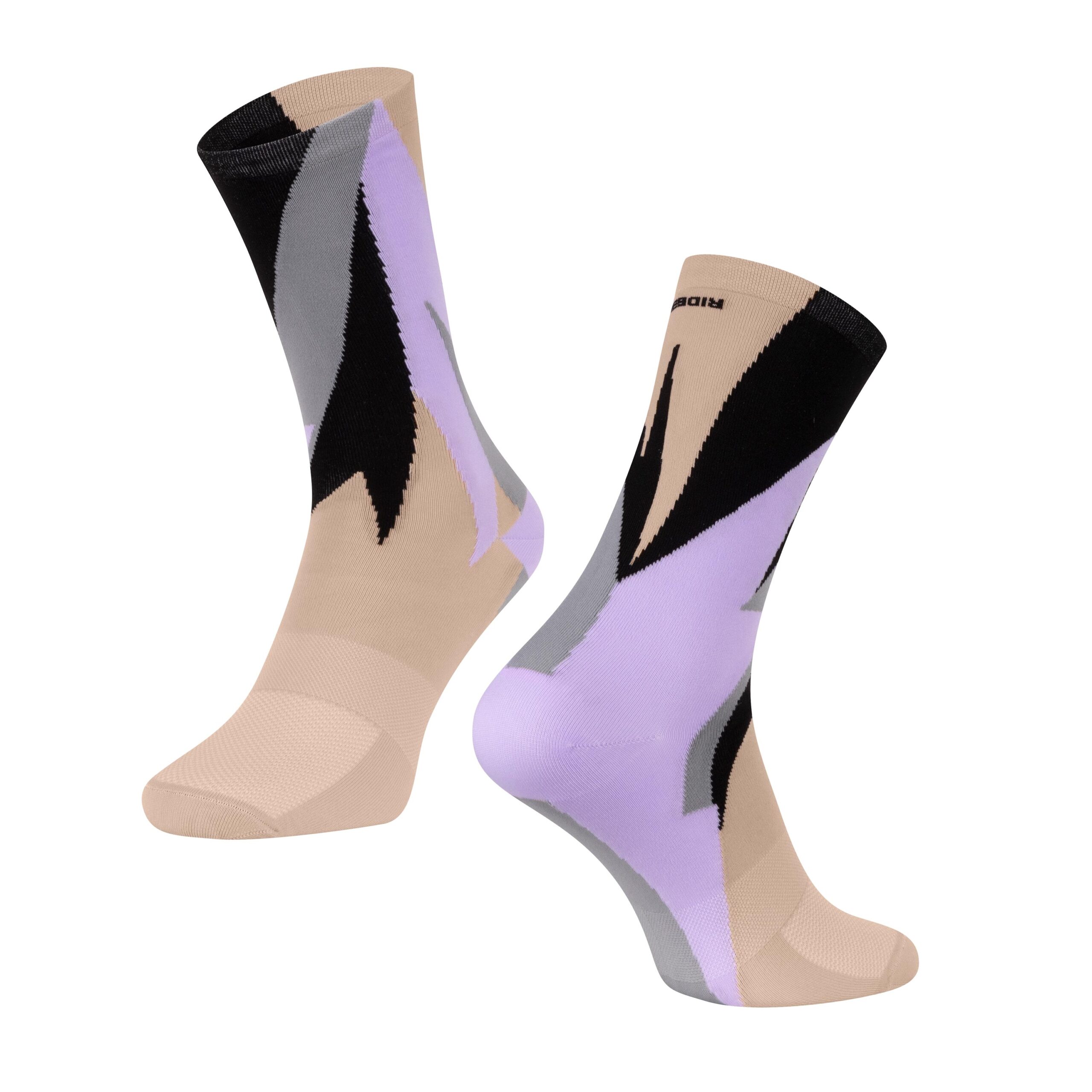 higher cycling socks FORCE suitable for other sportssize S-M corresponds to EUR 36 - 41 / UK 4 - 7size L-XL corresponds to EUR 42 - 46 / UK 8 - 11highly breathable materialunstretched height is 20 cmheel height 22 cmmaterial: Nylon 85%