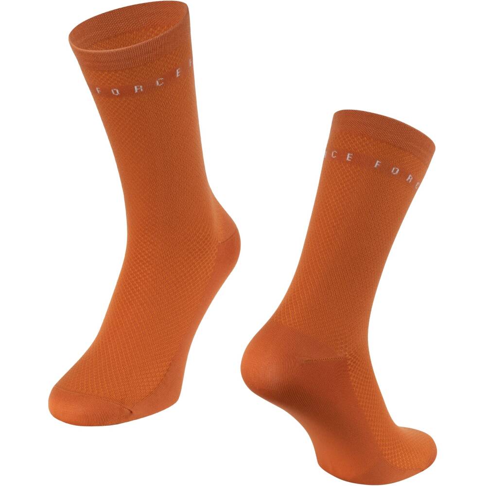 higher cycling socks FORCE suitable for other sports<br>size S-M corresponds to EUR 36 - 41 / UK 4 - 7<br>size L-XL corresponds to EUR 42 - 46 / UK 8 - 11<br>protects against bruises from shoes (instep) <br>highly breathable material<br>unstretched height is 16 cm<br>heel height 17 cm<br>divided into R and L sock<br>material: Nylon 85%