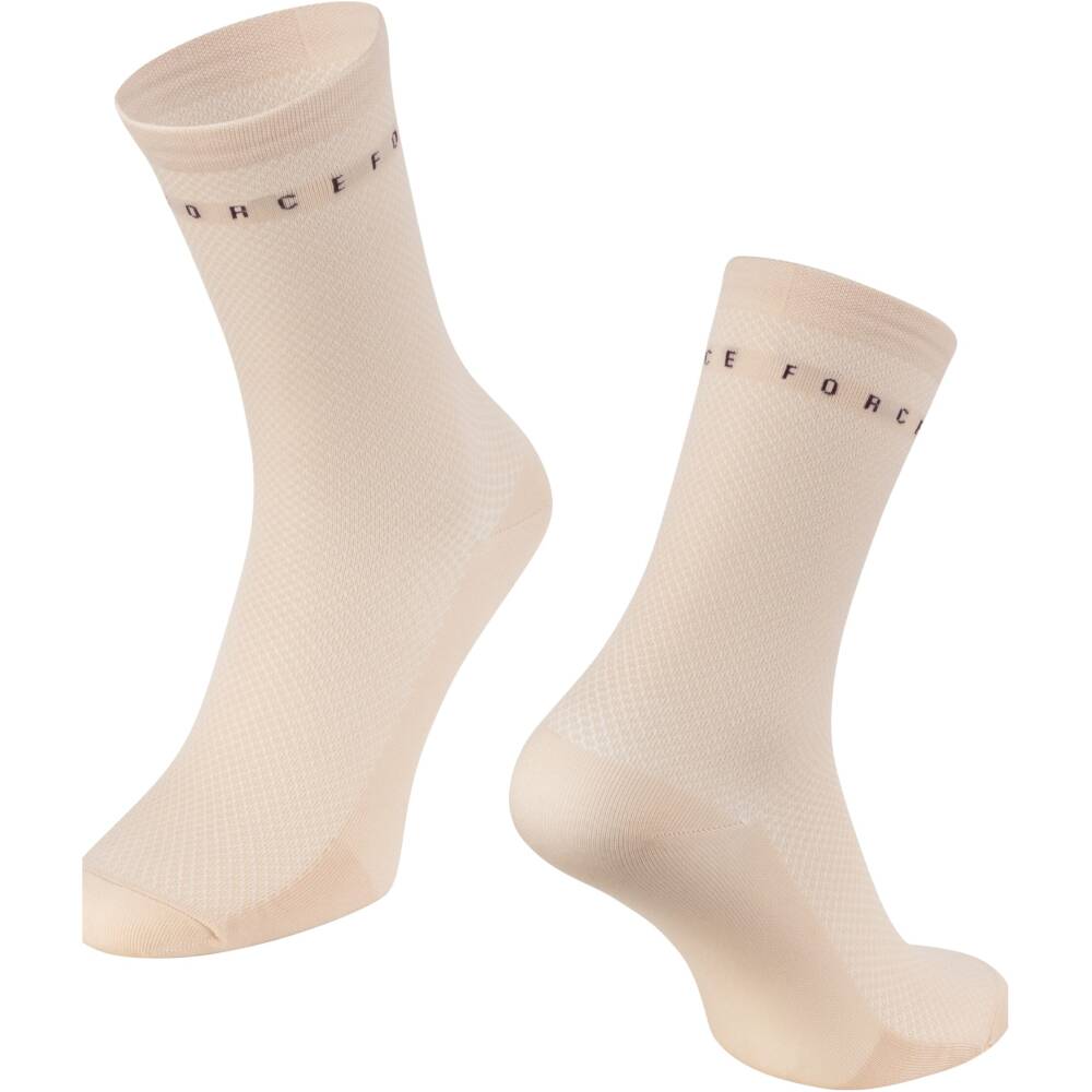 higher cycling socks FORCE suitable for other sports<br>size S-M corresponds to EUR 36 - 41 / UK 4 - 7<br>size L-XL corresponds to EUR 42 - 46 / UK 8 - 11<br>protects against bruises from shoes (instep) <br>highly breathable material<br>unstretched height is 16 cm<br>heel height 17 cm<br>divided into R and L sock<br>material: Nylon 85%