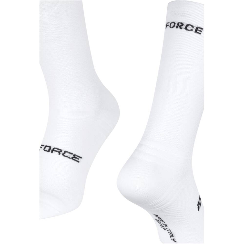 <p>The premium high cycling socks FORCE are made in Italy using highly breathable and extra-compressive materials for maximum performance and comfort. Designed with precision