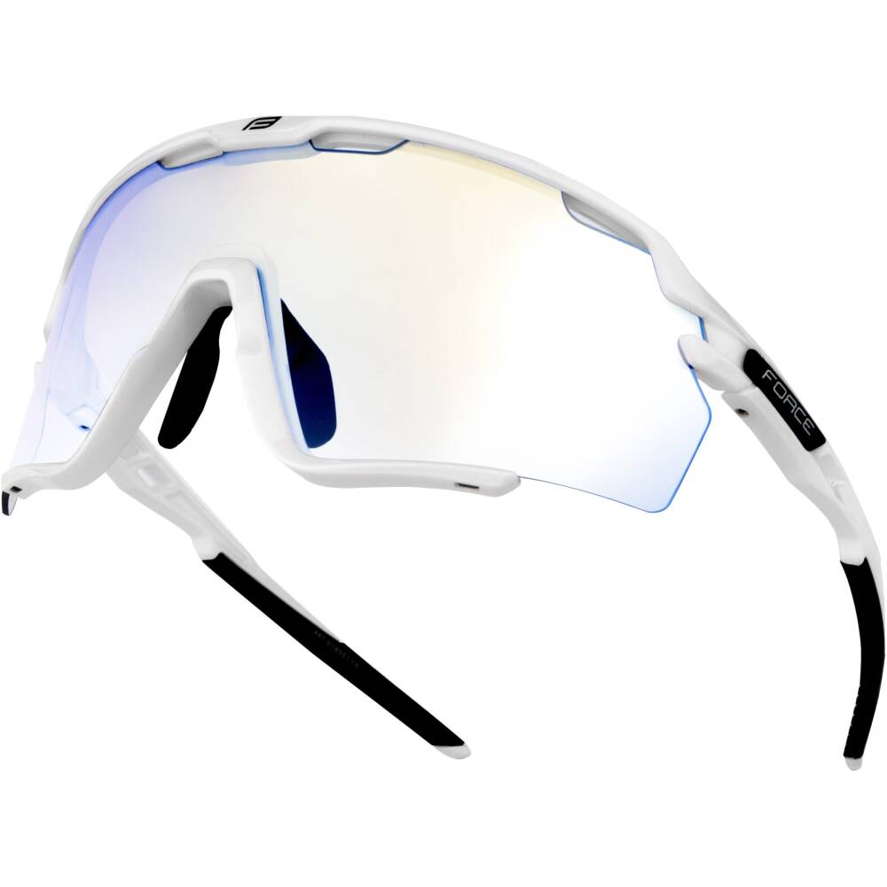 <p>Stylish cycling glasses with a modern design feature a durable and flexible TR90 frame that fits the face perfectly and ensures comfort even on longer rides. The polycarbonate lenses with FOTOCHROM+  oleophobic coating repel water and dirt