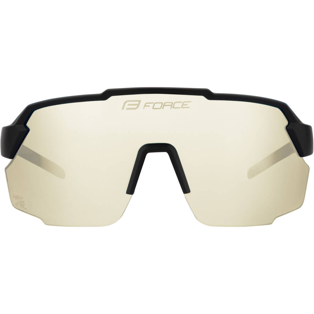 protection and stylish design for every cyclist. Utilising advanced technologies such as hydrophobic treatment