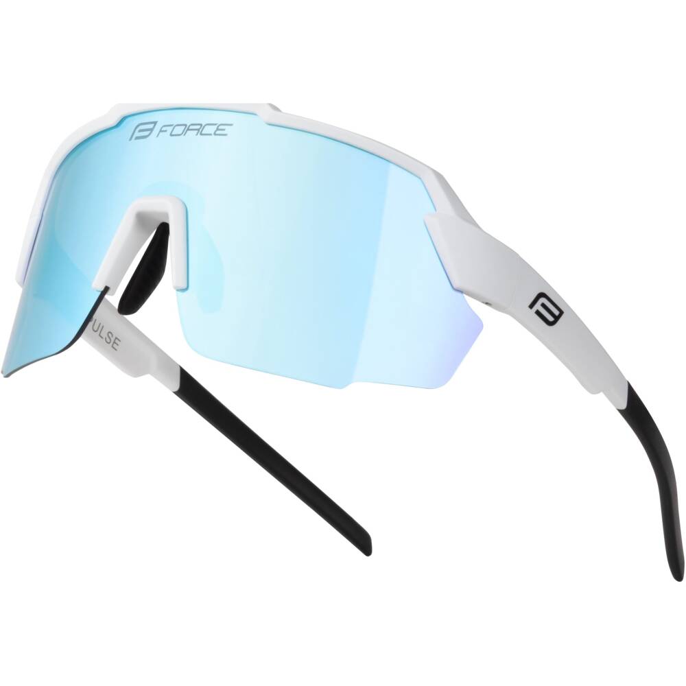 <p>These cycling sunglasses are a great combination of functionality