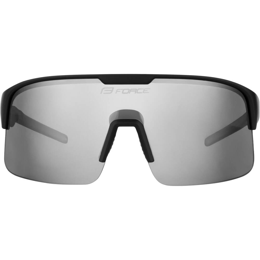 protection and stylish design for every cyclist. Utilising advanced technologies such as hydrophobic treatment