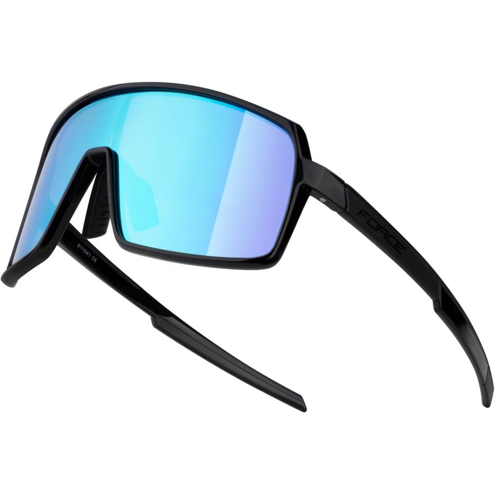Stylish and durable leisure sunglasses with a reinforced and flexible Grilamid (TR90) frame ensure long-lasting performance even under intensive use. The polycarbonate blue lenses with UV 400 protection provide reliable shielding from the sun. They are ideal for everyday wear