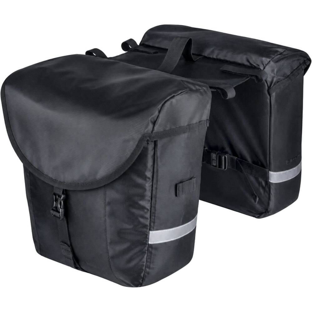 <p>This practical pair of rear rack bags offers plenty of space for everyday cycling