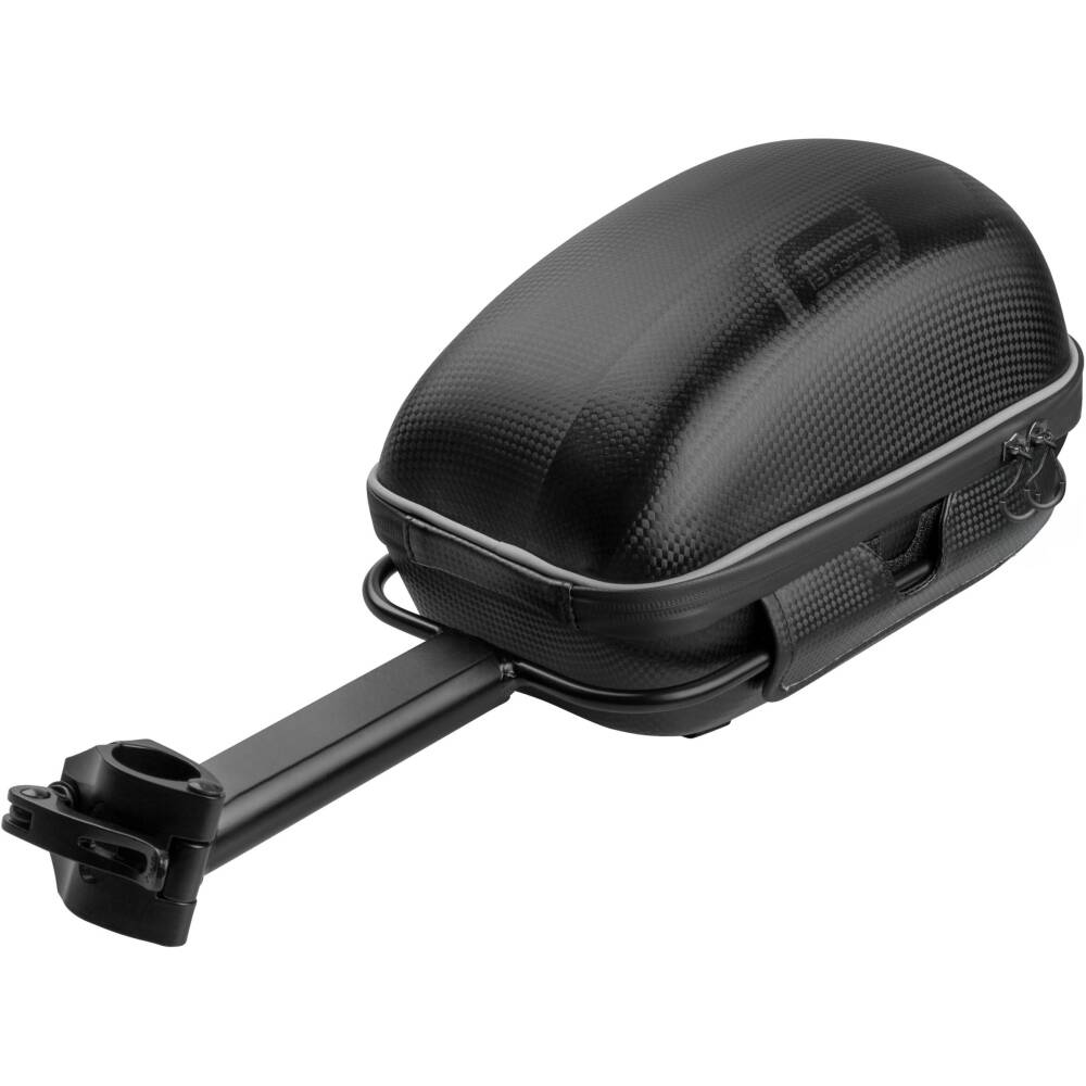 bag including the holder with QR system<br>suitable for seat posts size 27.2 - 31.6 mm<br>inner compartments for documents and personal belongings<br>velcro for attaching pump to the bottom of the bag<br>reflective elements <br>length: 27 cm
