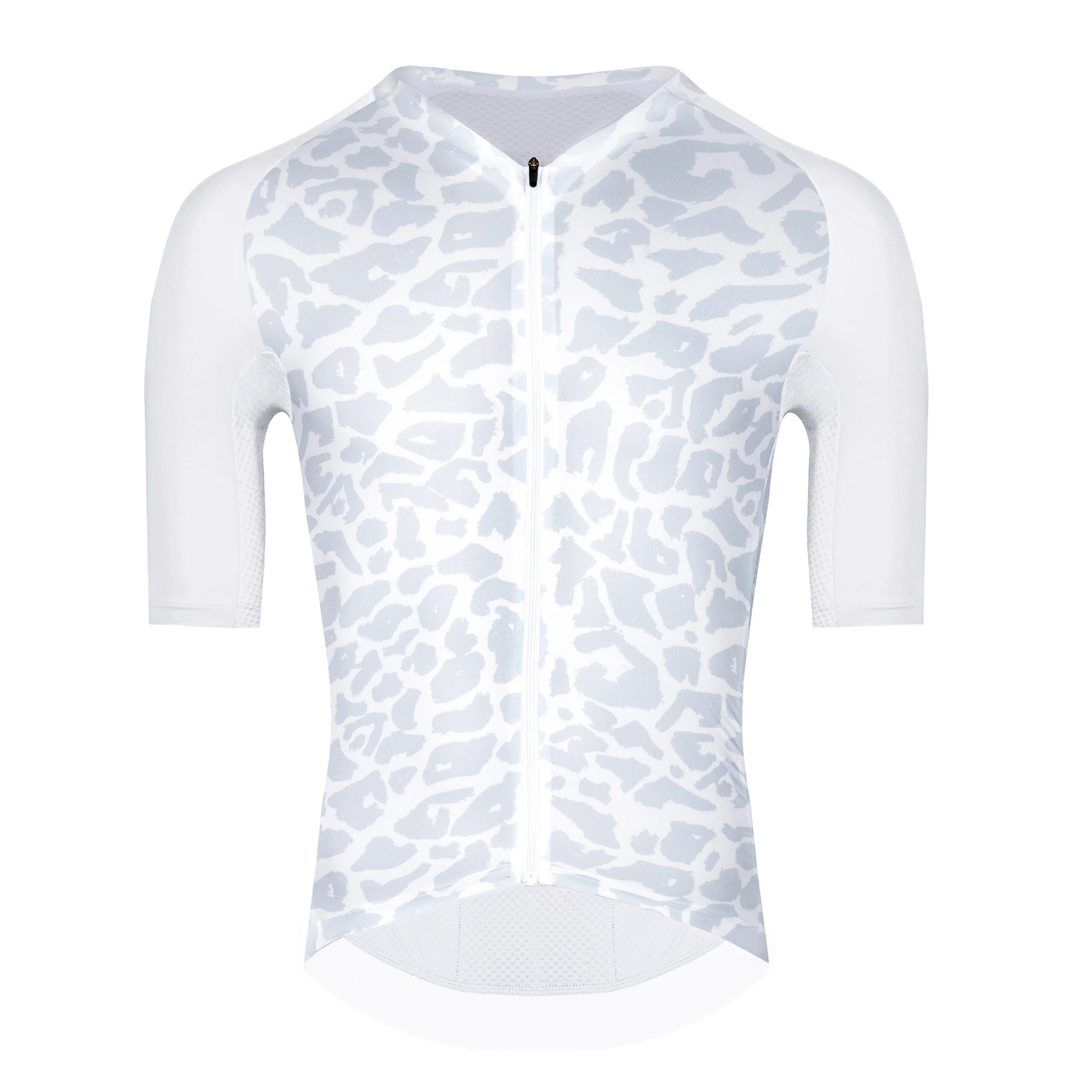 This jersey is a suitable choice for active cyclists looking for reliable performance and comfort on every ride. It stands out with a bold pattern that gives it an original and easily recognizable look