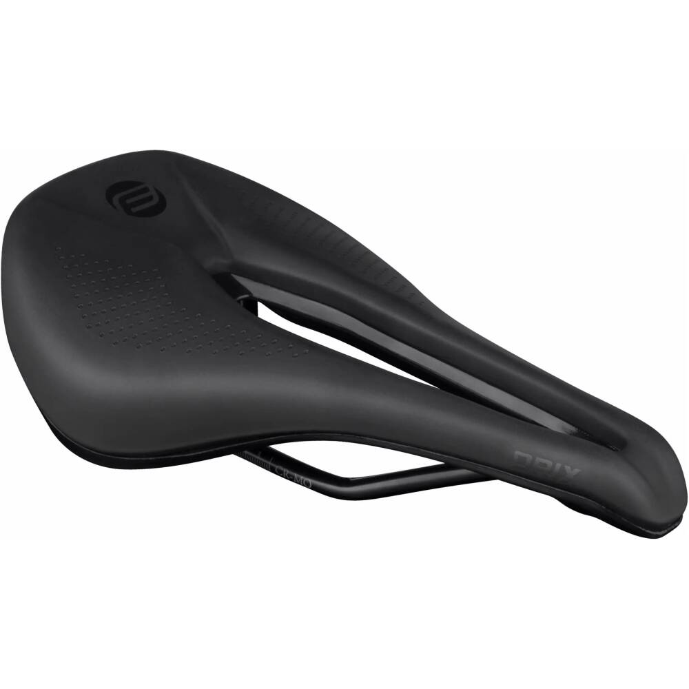 printed logo FORCE<br>HOLE model with central vent hole<br>does NOT include seatpost clamp<br>seat platform: nylon<br>chrom-molybden rails with scale<br>material: artificial leather<br>size: 245 x 145 mm<br>weight: 296 g<br>packed on FORCE card